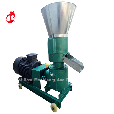 เครื่องบดผสมอาหาร ระบบประมวลผลอาหารสัตว์ 3kw 0.5 ตันสำหรับปศุสัตว์ Emily